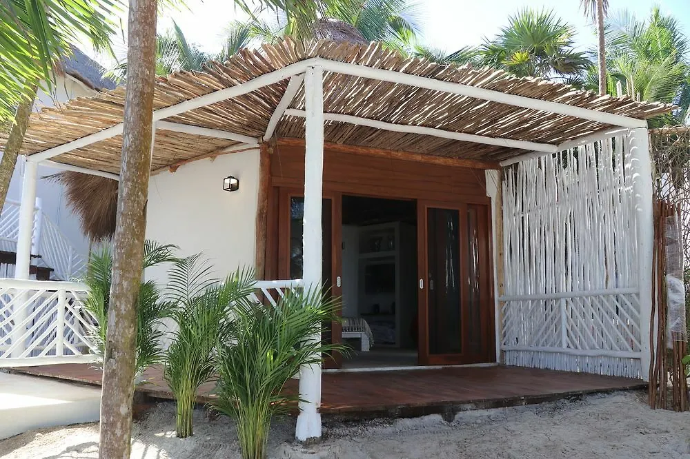 Los Amigos Beach Hotel Boutique Tulum